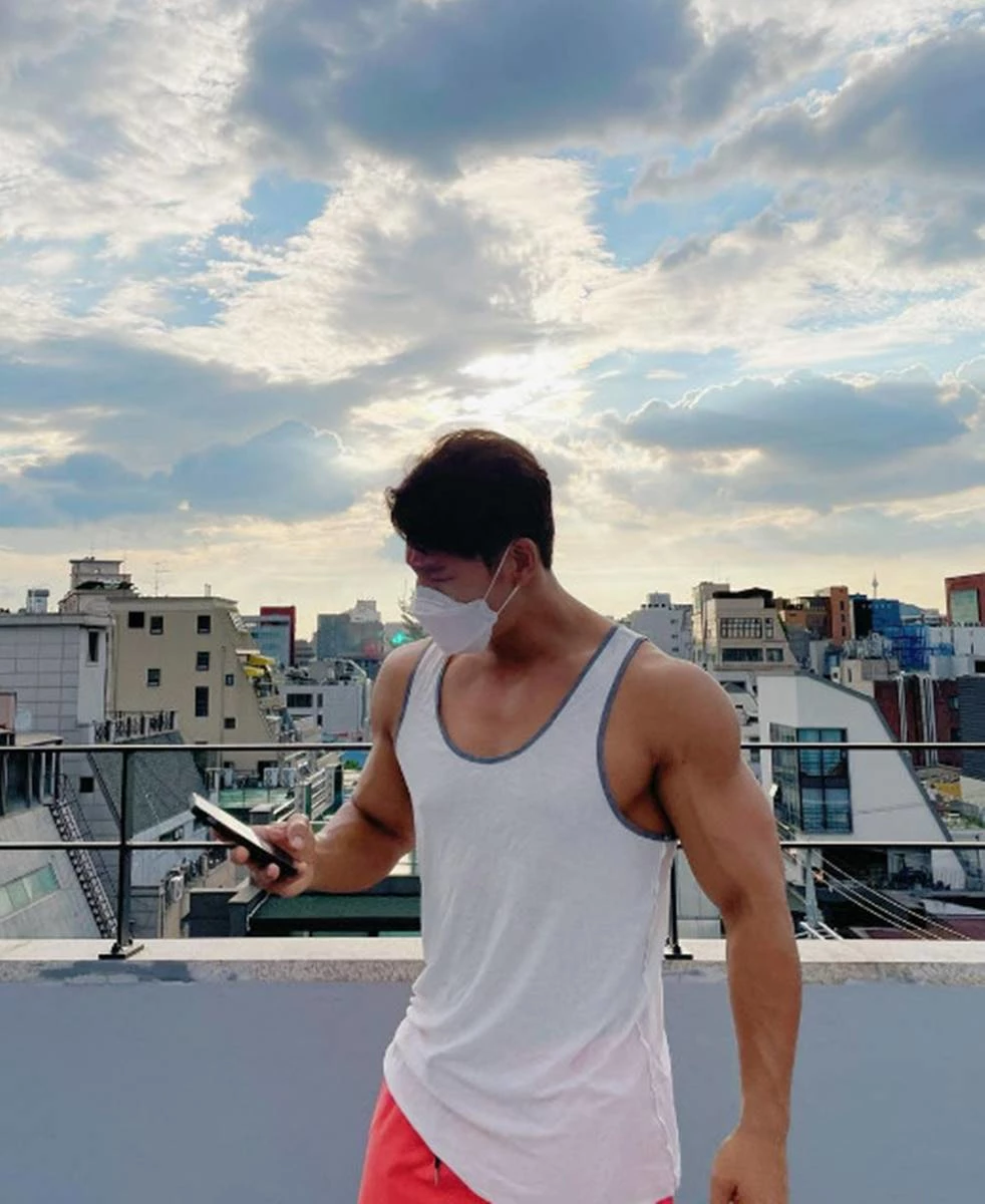 kim jong kook