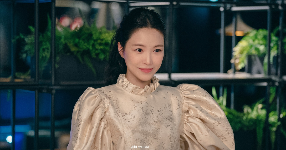 Son Na-eun thumbnail