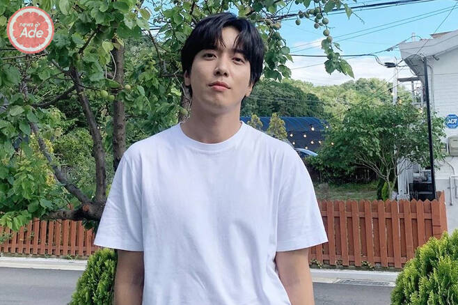 jung yong hwa