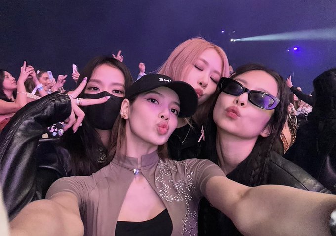 blackpink thumbnail