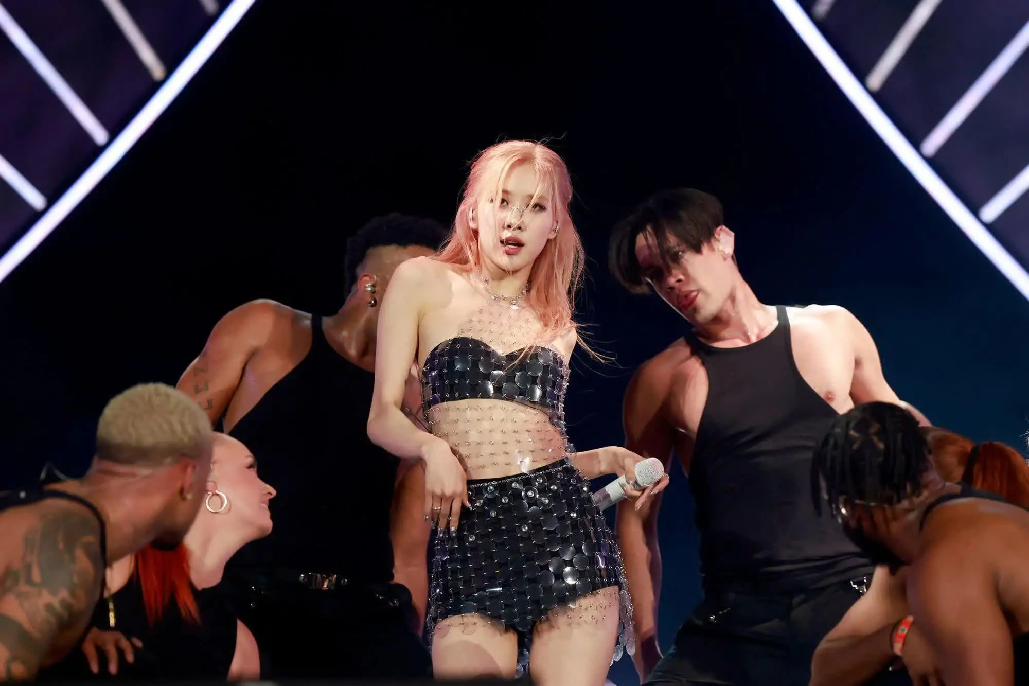BlackPink rose Coachella