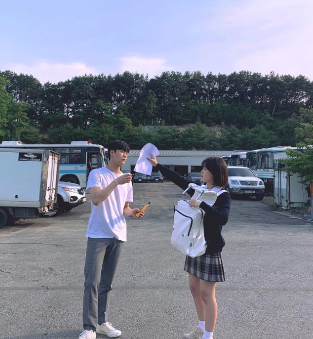 Kim Bo Yoon Moonbin