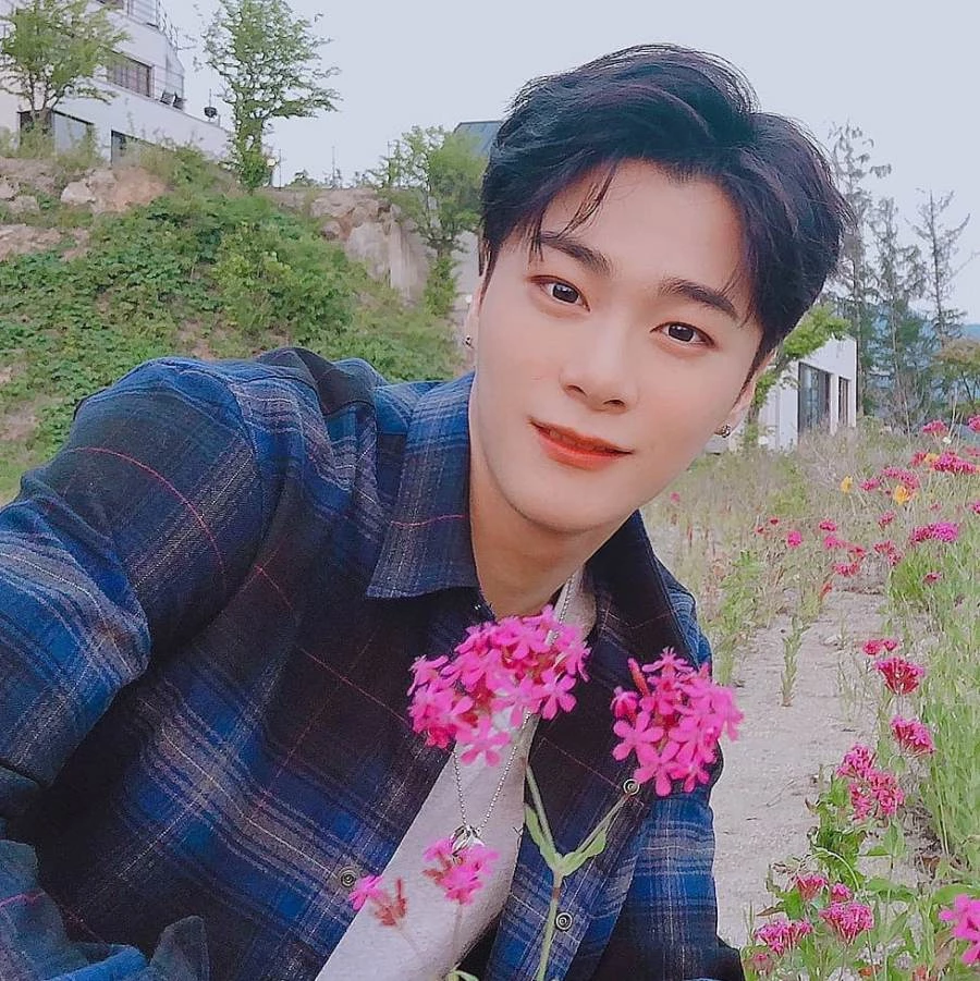 moon-bin