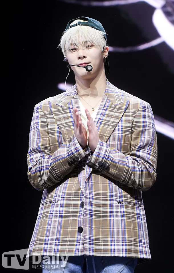 moon-bin