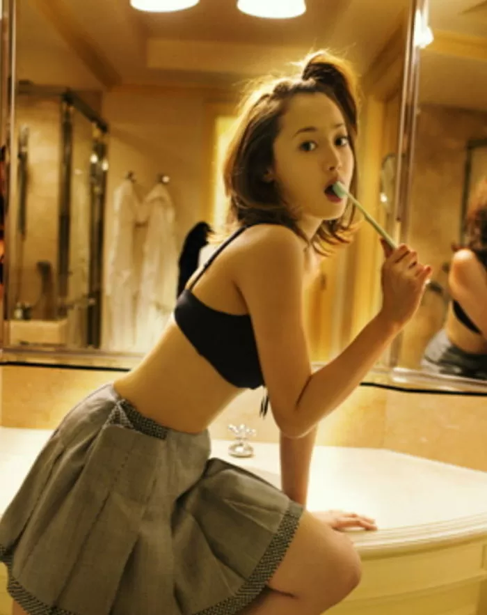 Erika Sawajiri