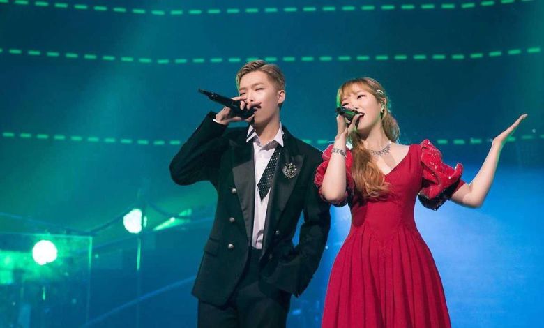 AKMU