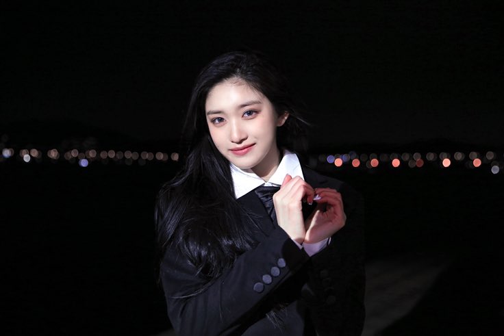 leeseo thumbnail