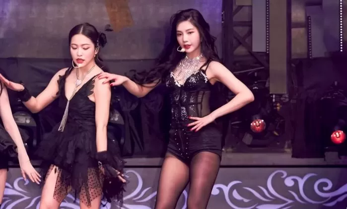 Red Velvet Joy