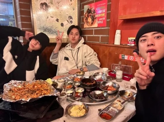 Jungkook Cha Eun-woo Mingyu