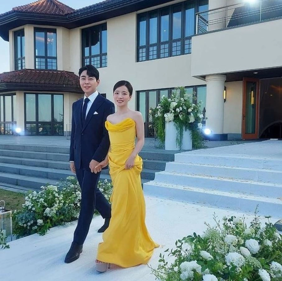 Lee Wook wedding