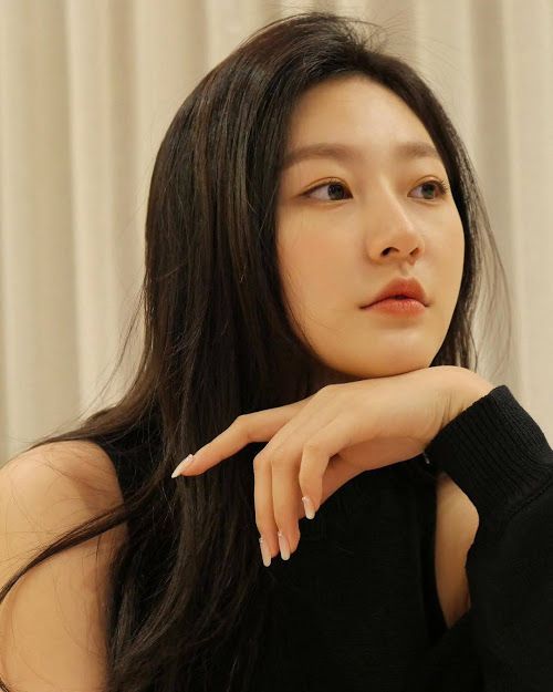 kim sae ron
