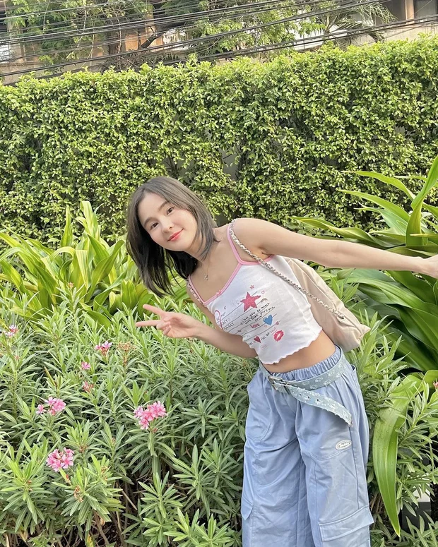 Aom Sushar
