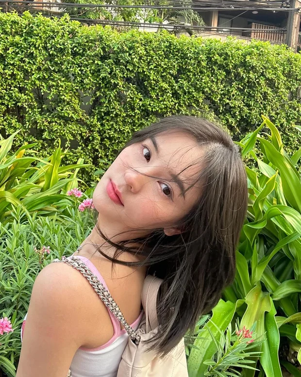Aom Sushar