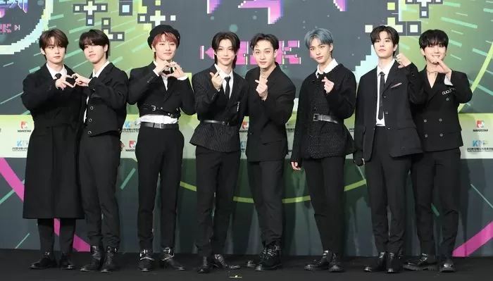 stray-kids