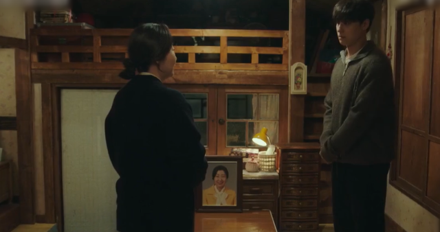 Audiences can’t help but cry at a scene of Ra Mi Ran and Lee Do Hyun.