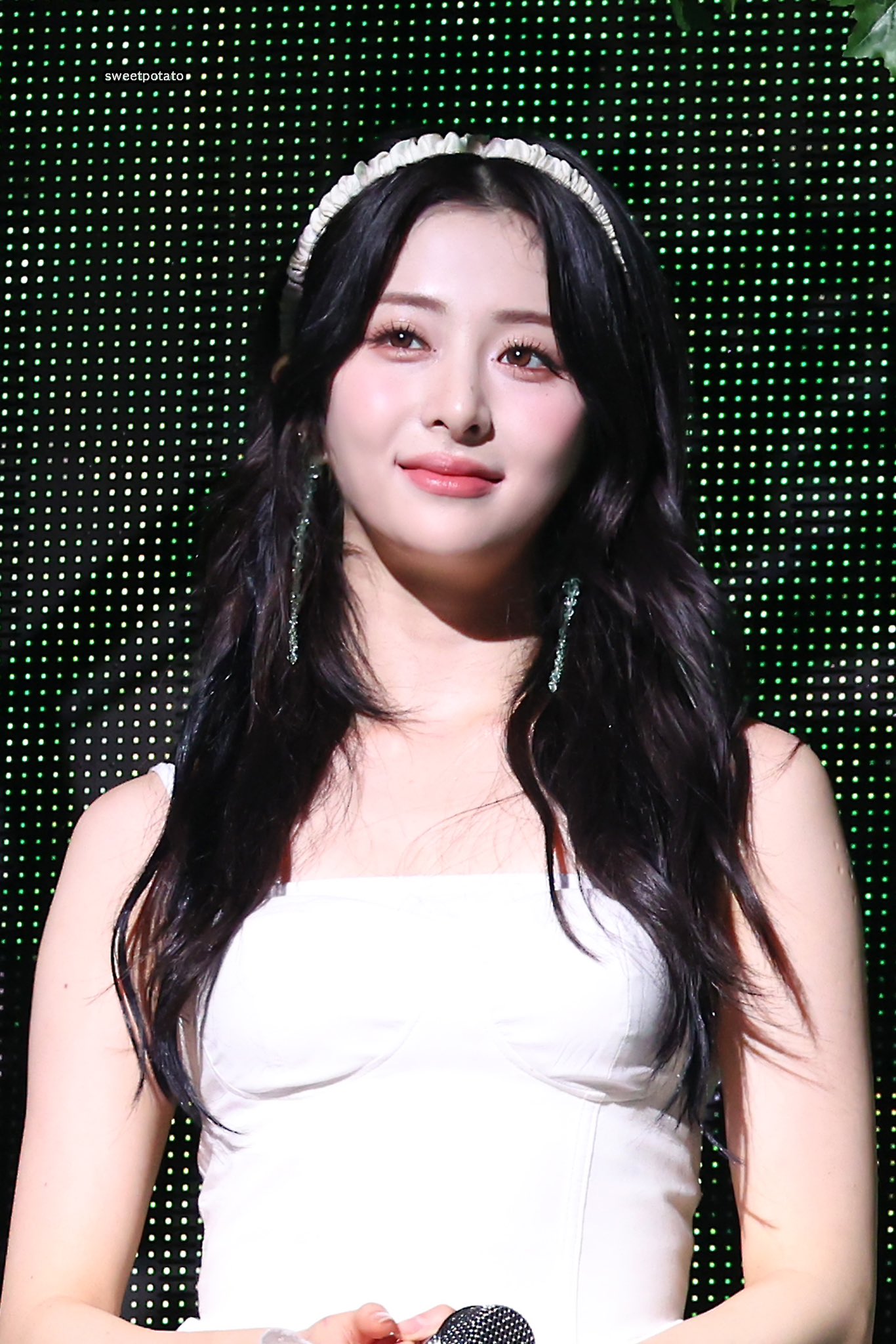 huh-yun-jin