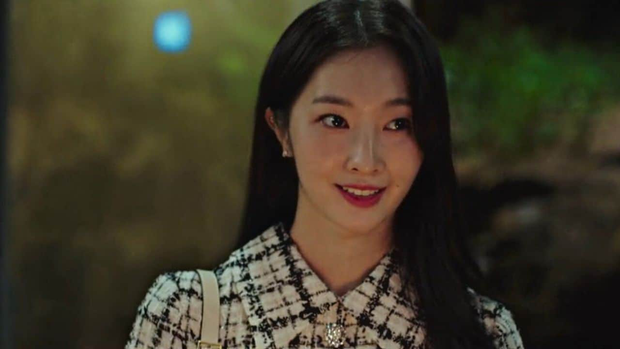  Hong Bi Ra  