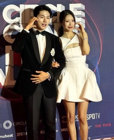 Lee-Yi-kyung-Mi-joo