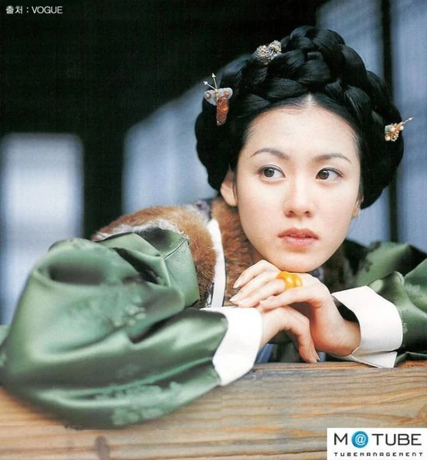 son-ye-jin