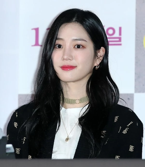 lee yu bi 