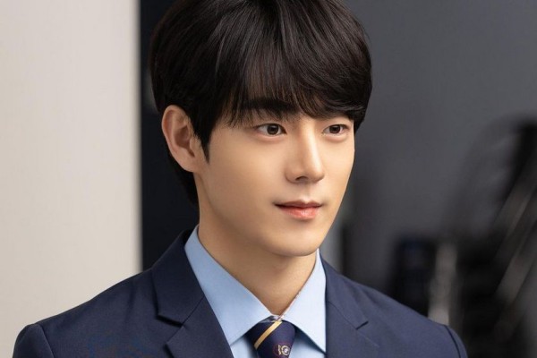 yoo jung hoo