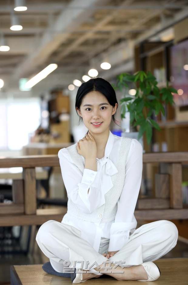 lee seo yeon