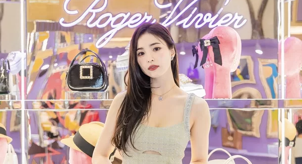 Shin-Se-kyung-thumbnail