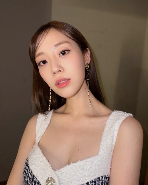 Heo Young Ji 