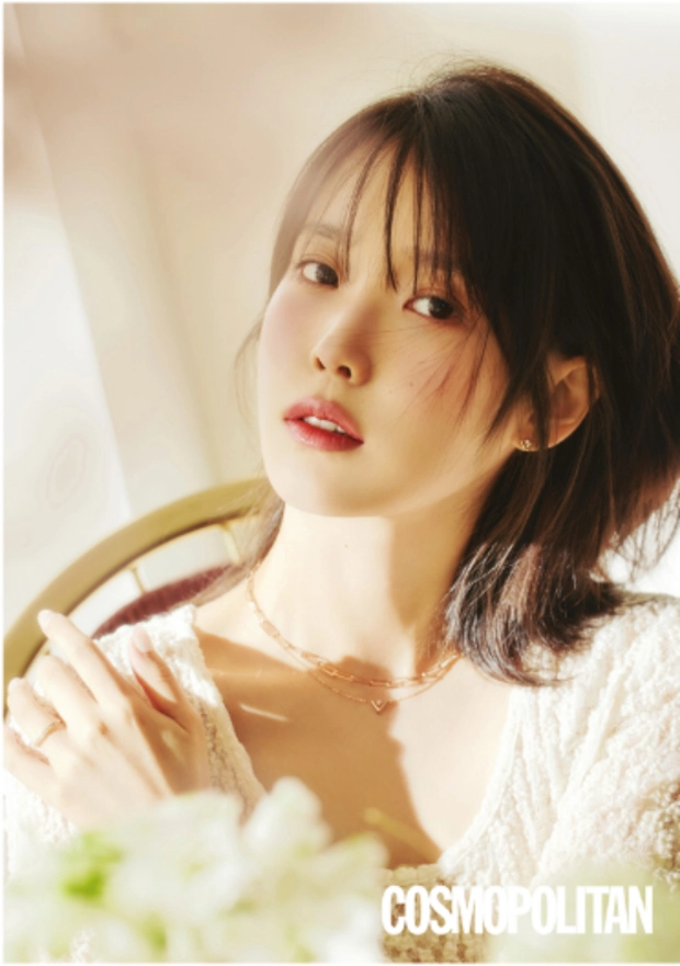 IU Short hair