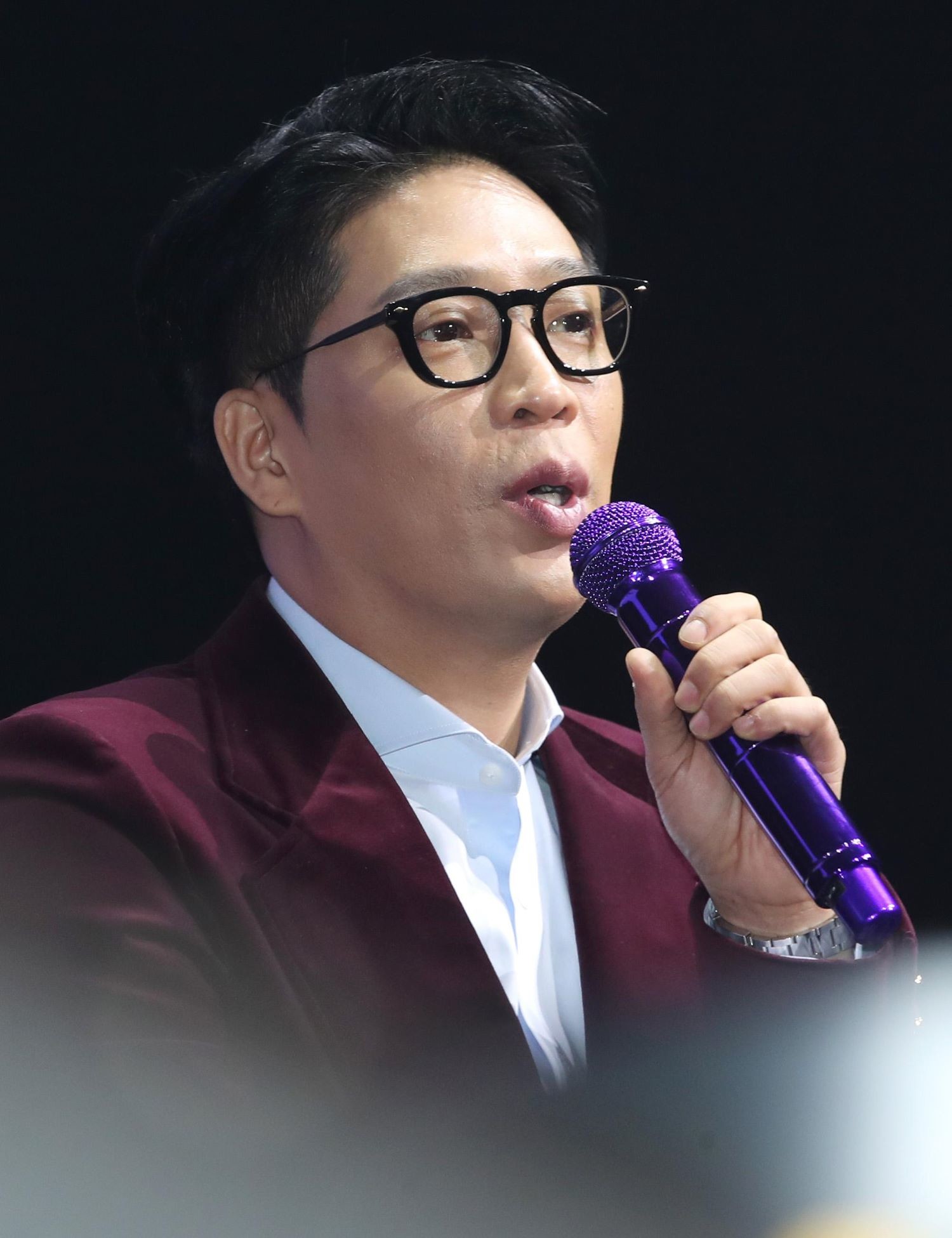 Finally, the last person on the list is singer MC Mong with a score of 37.6%