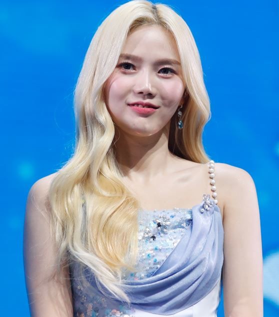 Oh My Girl Hyojung