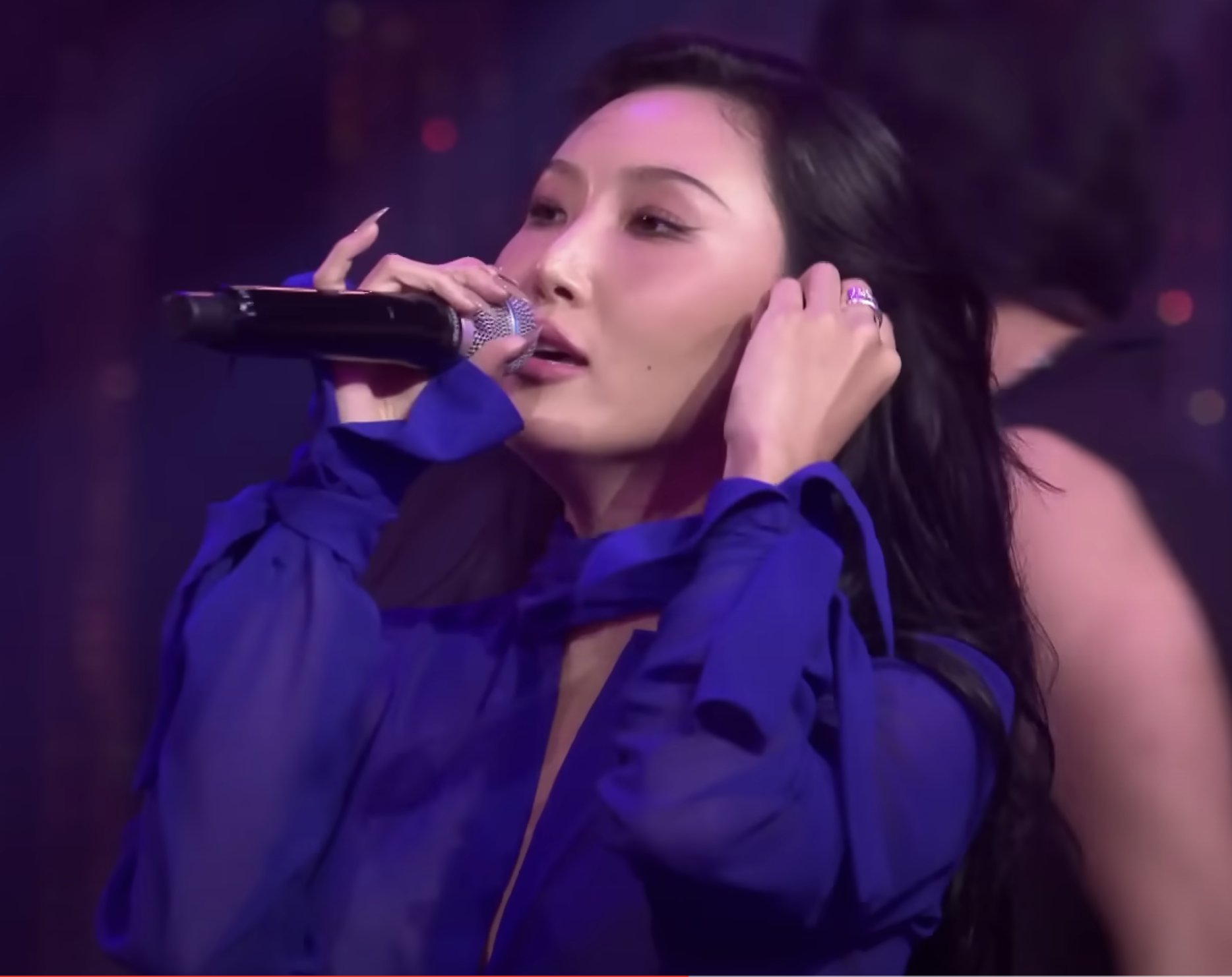 hwasa-1-200723