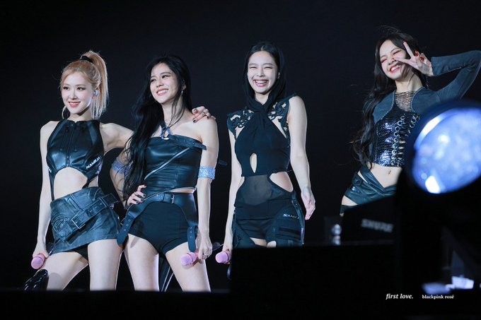 blackpink concert in paris