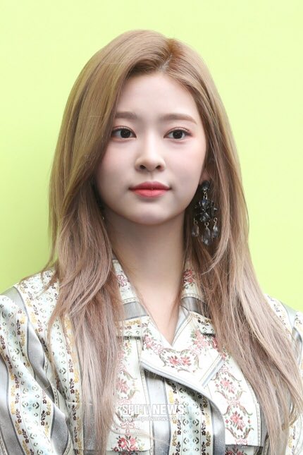 IZONE' Kim Minju 