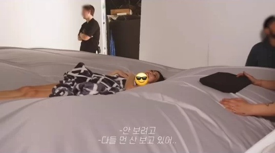 black pink jennie