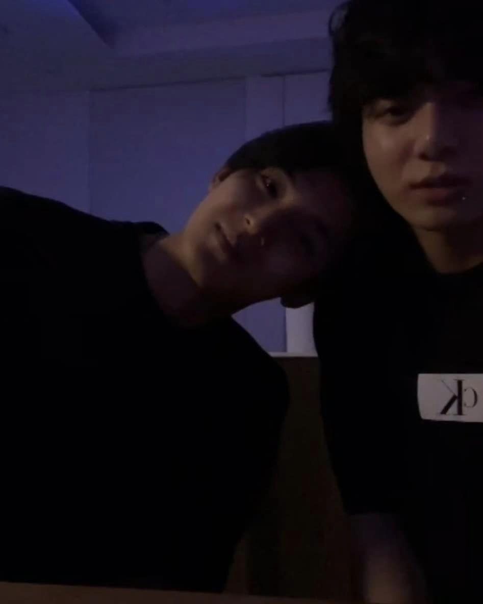 seventeen mingyu jungkook live