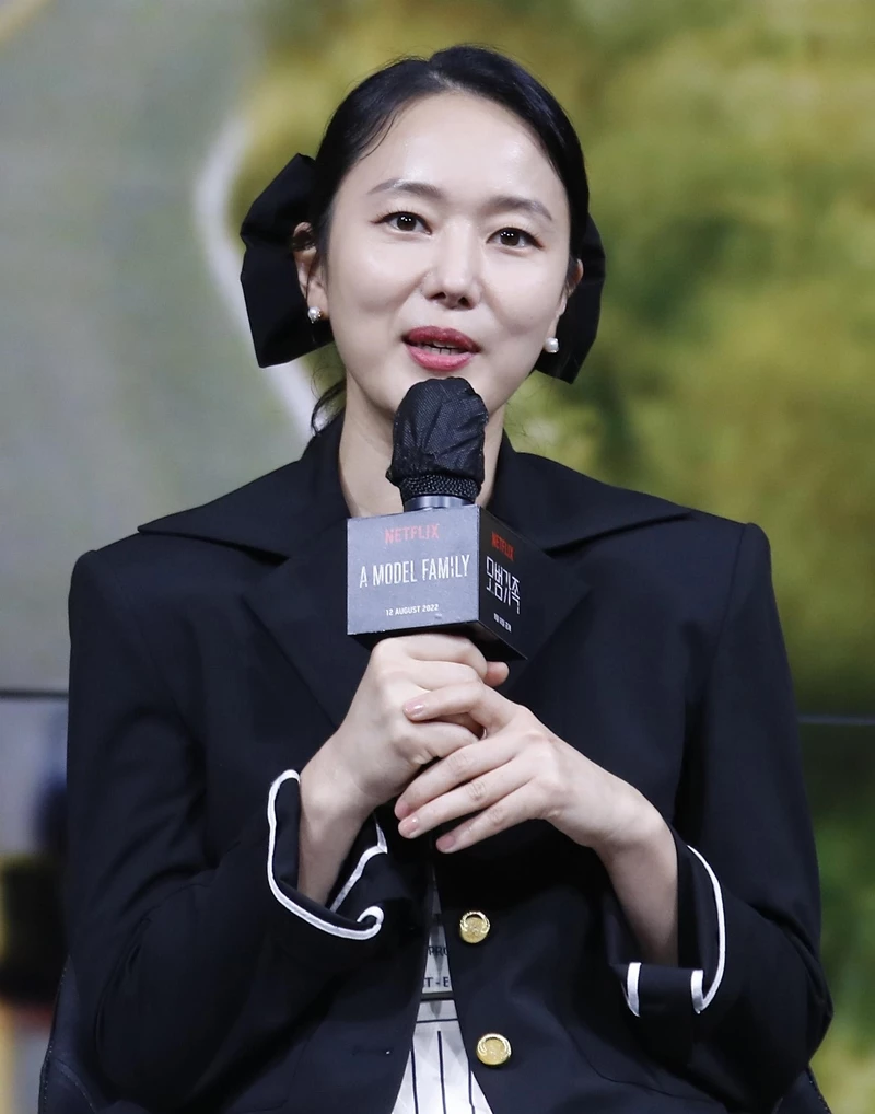 yoon jin seo