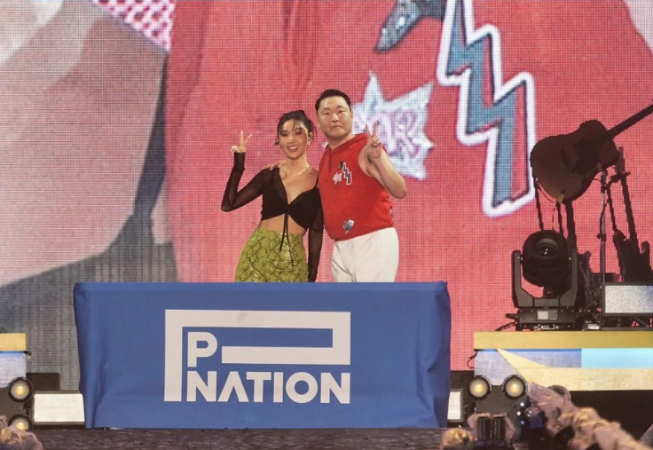 hwasa psy