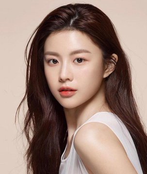 go yoon jung