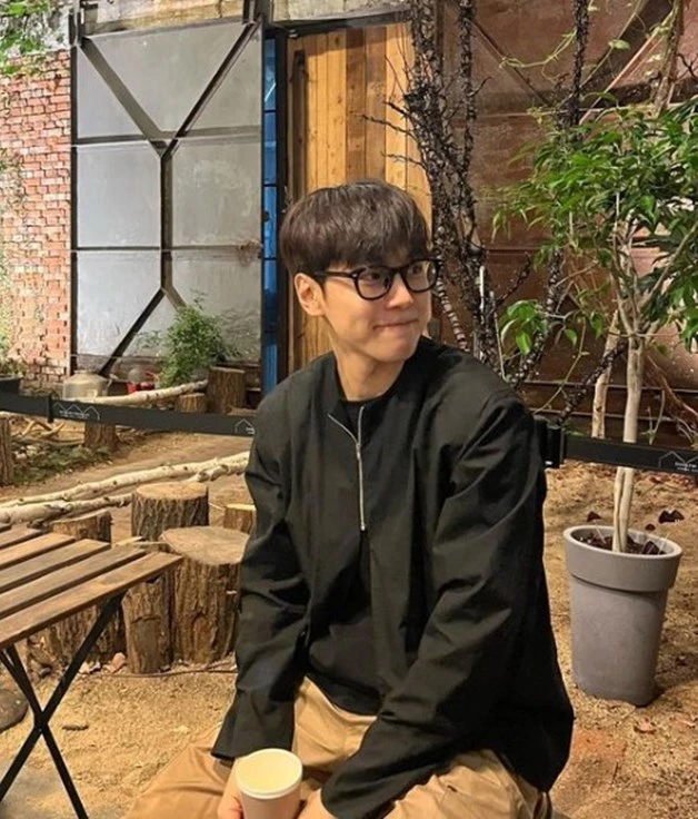 Kang Yoo-seok -111-070423