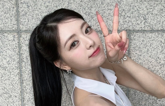 itzy yuna thumbnail