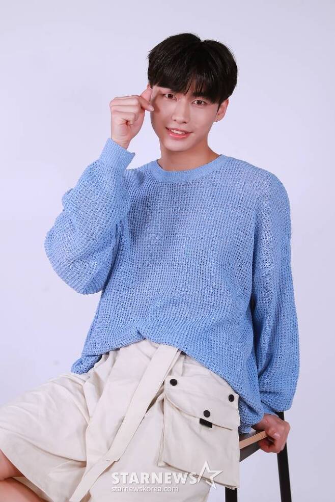 DKZ Kyung yoon