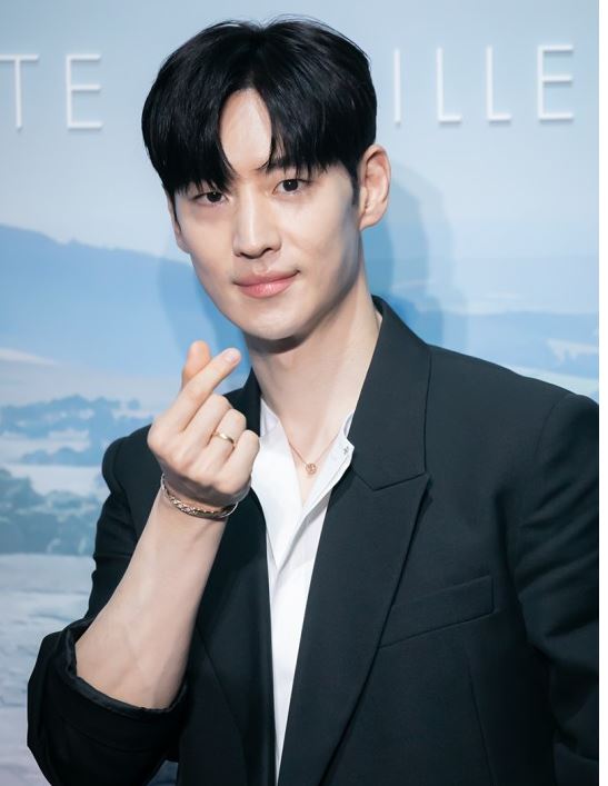 lee je hoon
