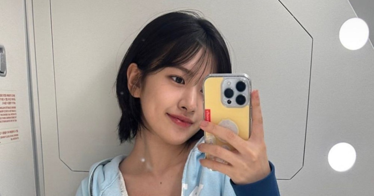 ahn yujin thumbnail