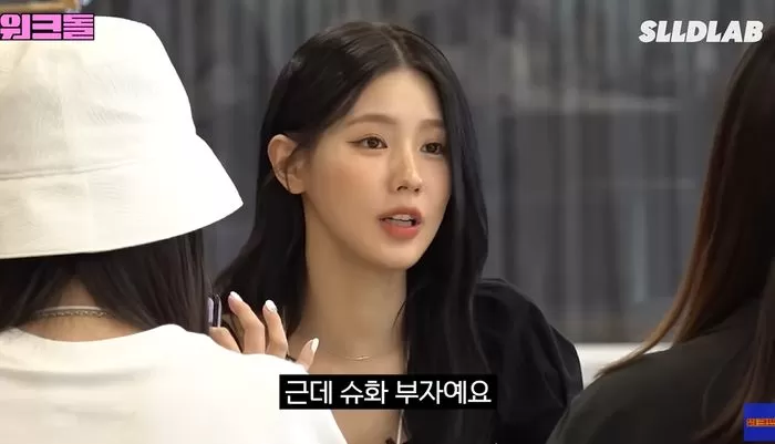 Miyeon and Shuhua  