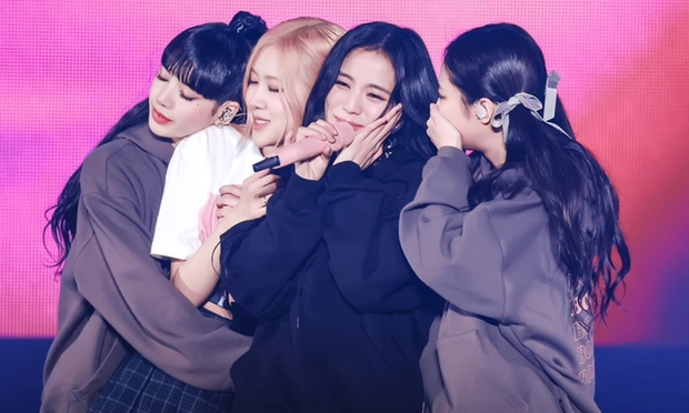 blackpink concert thumbnail