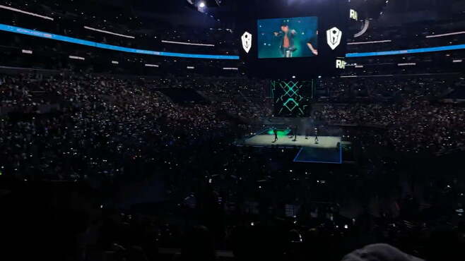 KCON LA