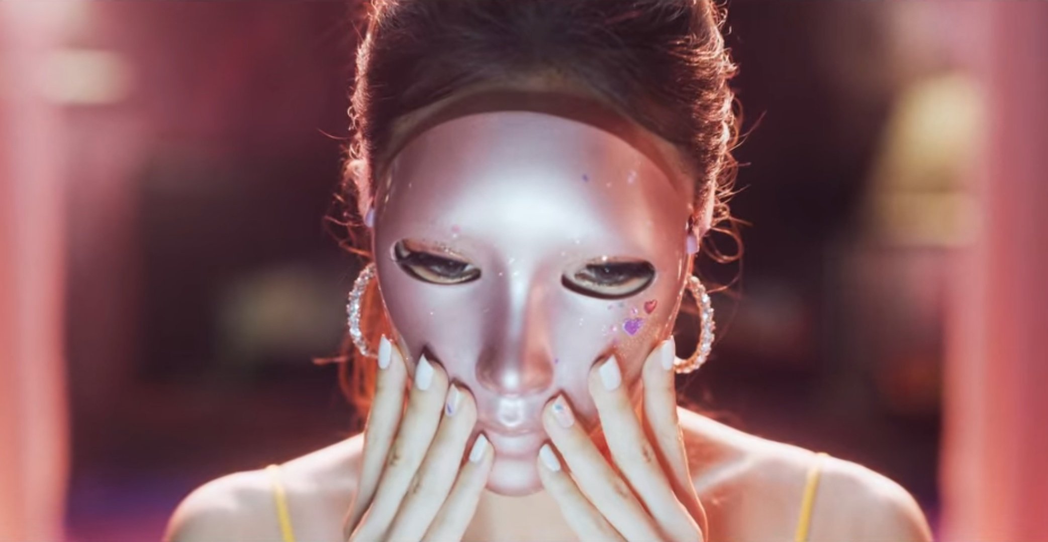 Mask Girl