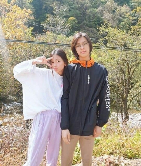 Newjeans Hyein brother