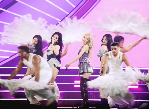 blackpink born pink final concert in seoul day 2